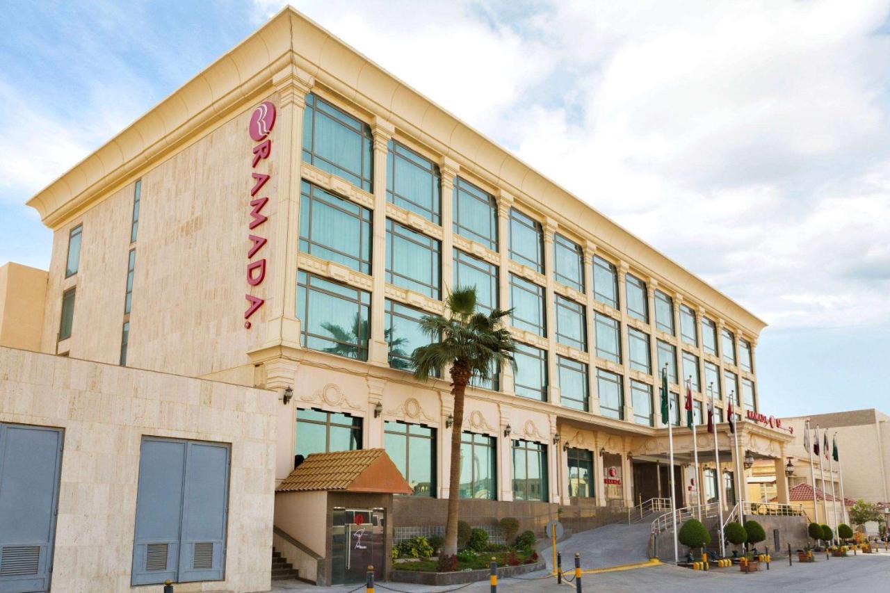 Ramada Riyadh Hotel Exteriör bild