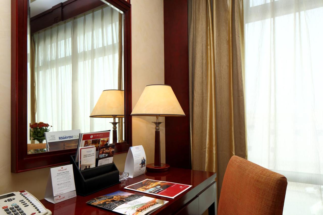 Ramada Riyadh Hotel Exteriör bild