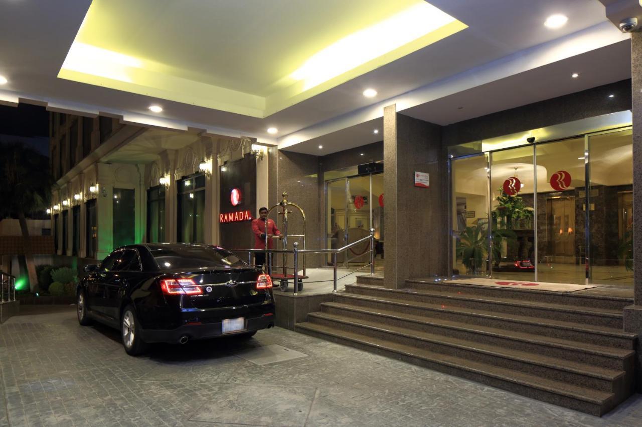 Ramada Riyadh Hotel Exteriör bild