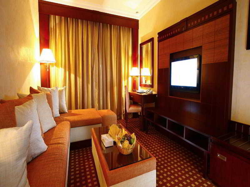 Ramada Riyadh Hotel Exteriör bild