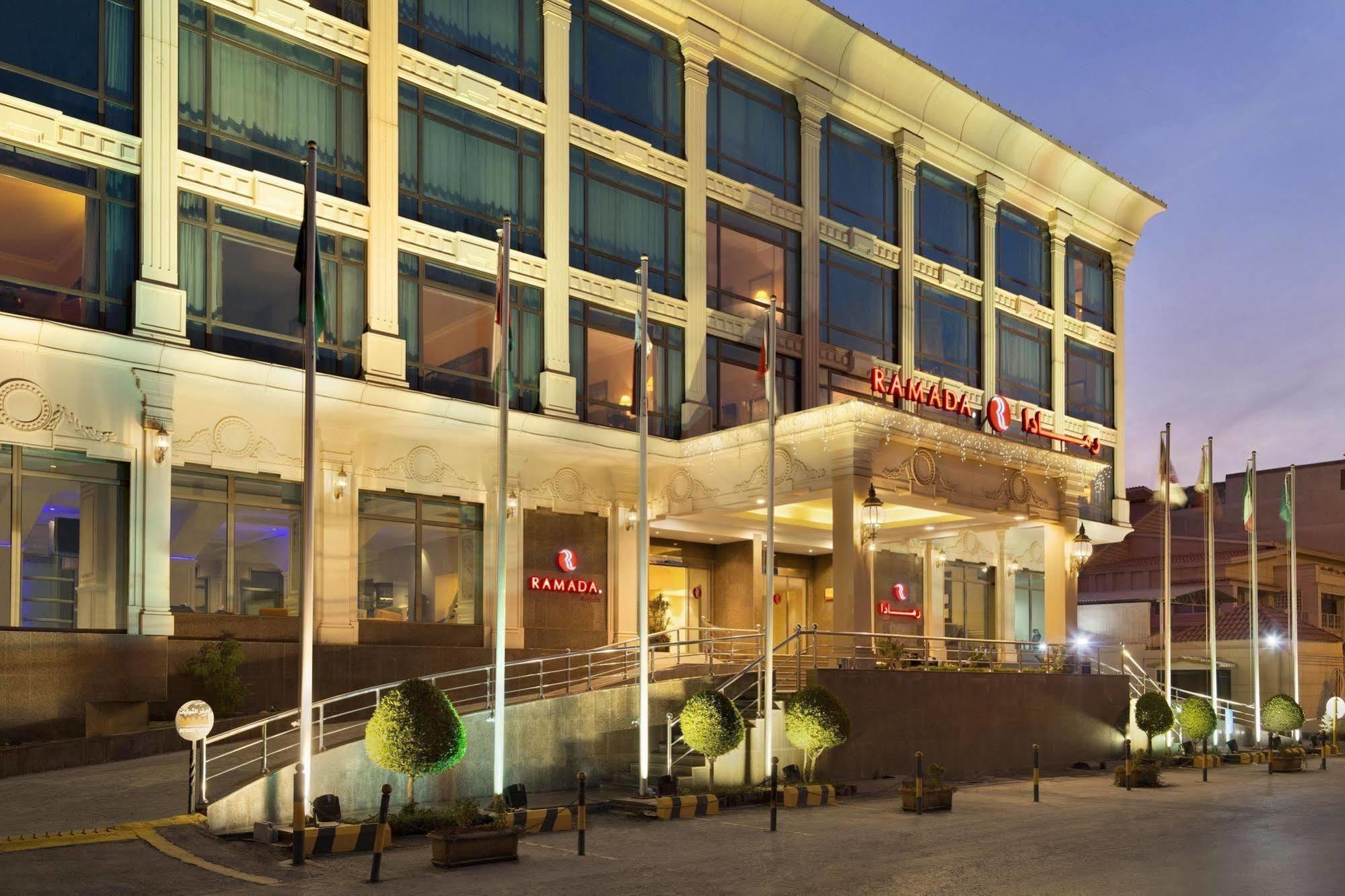 Ramada Riyadh Hotel Exteriör bild